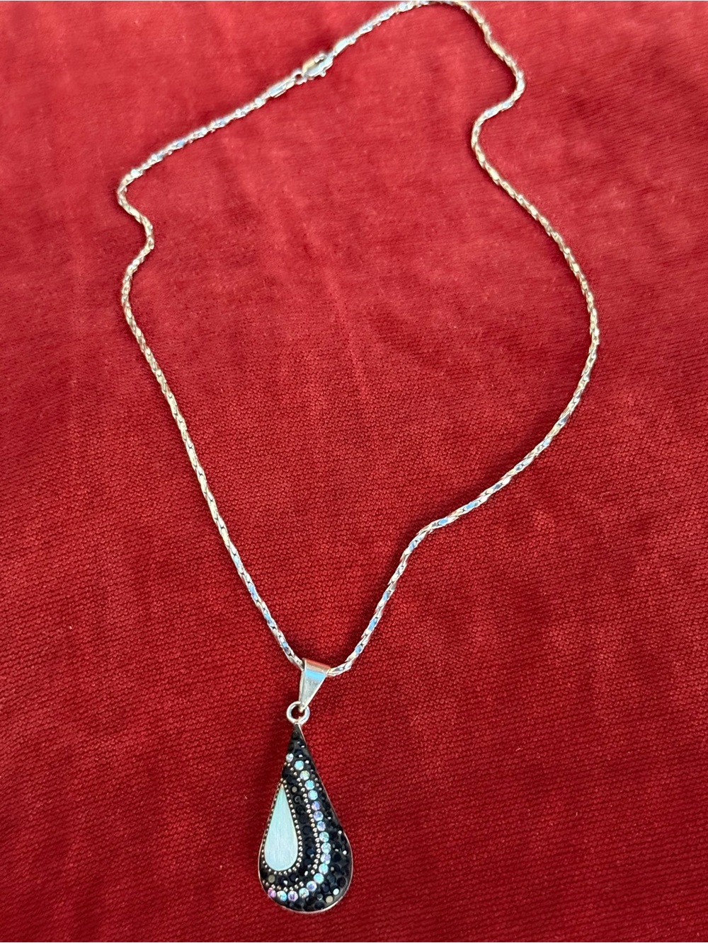 925 Mexico Engraved Teardrop Pendant and Necklace